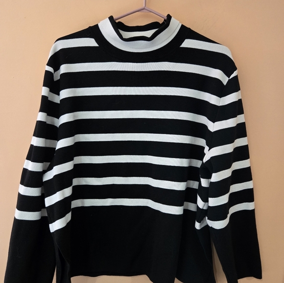 New Fall sweater - Picture 2 of 4